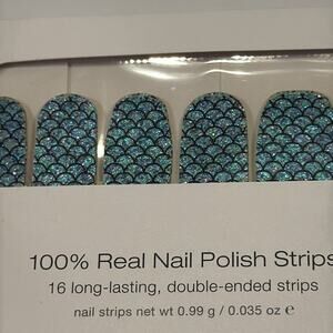 NWT Color Street Retired "Atlantis" Glitter Nail Strips